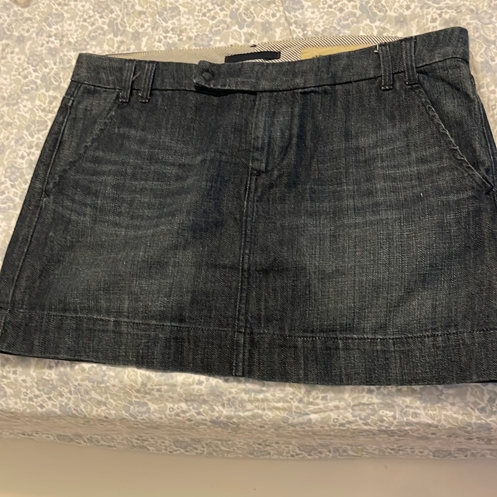 Short skirt
